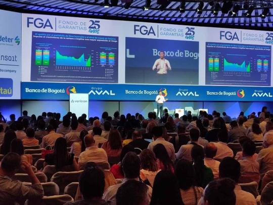 Presentacion Super en Convencion bancaria